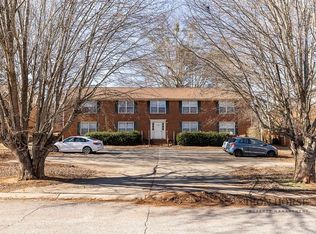 116 Barrington Dr APT 4, Athens, GA 30605