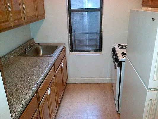 Rented by Bohemia Realty Group | media 12
