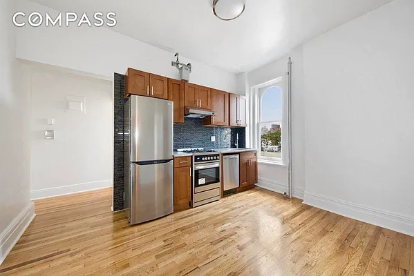 Rented by Compass | media 2