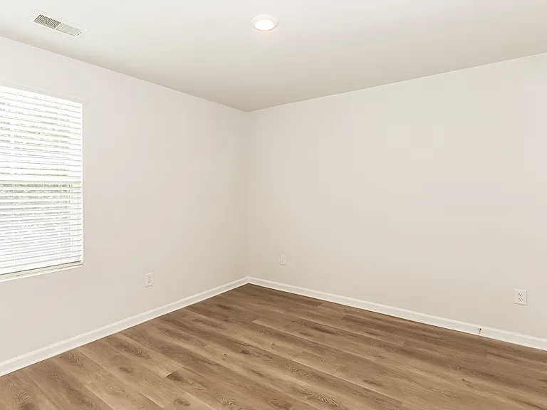 1158 Joywood Dr — Photo 11