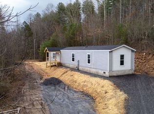 61 Fleming St, Murphy, NC 28906