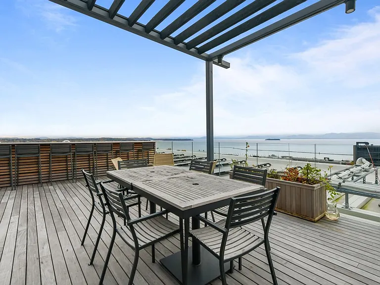 77 Residences — Photo 8