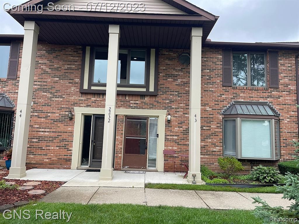 2232 London Bridge Dr UNIT 43, Rochester Hills, MI 48307 MLS
