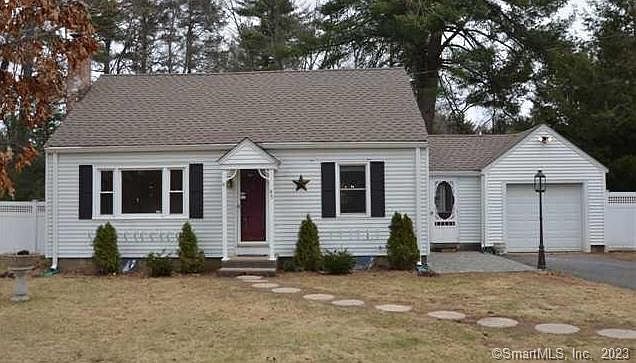 1st image of 45 Chriswell Dr