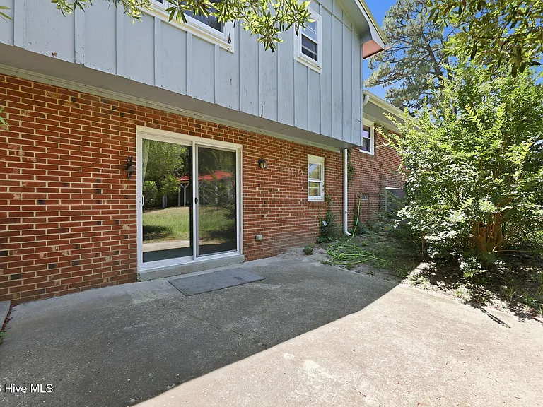 5914 Ormskirk Dr — Photo 35