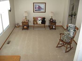 4th image of 2199 Jarrow Dr