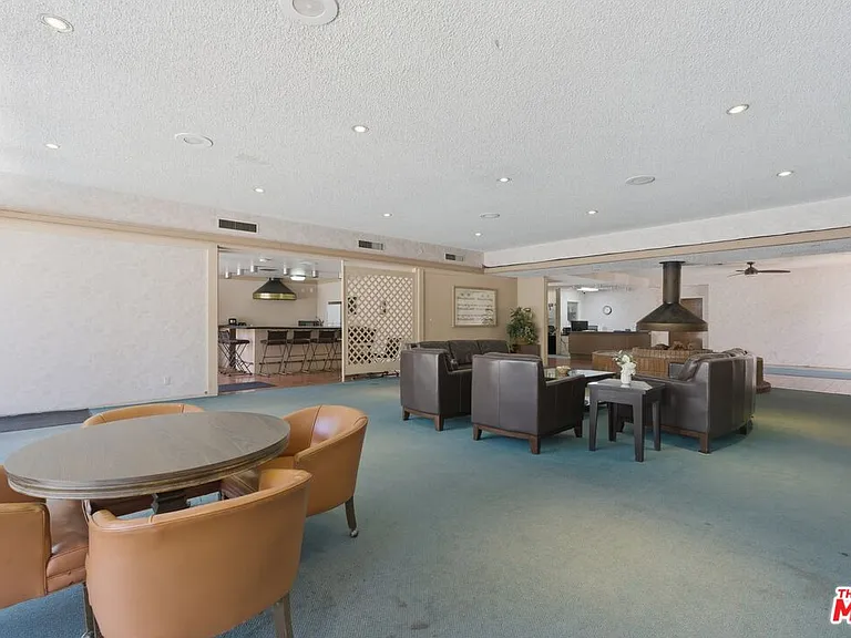 5900 Canterbury Dr #B217 — Photo 27