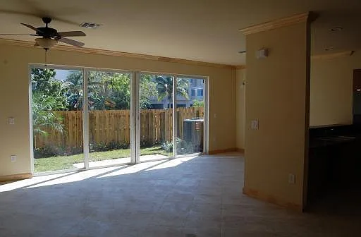 2212 Van Buren St — Photo 2