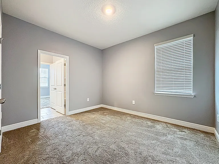 17535 Cantarina Cv — Photo 45