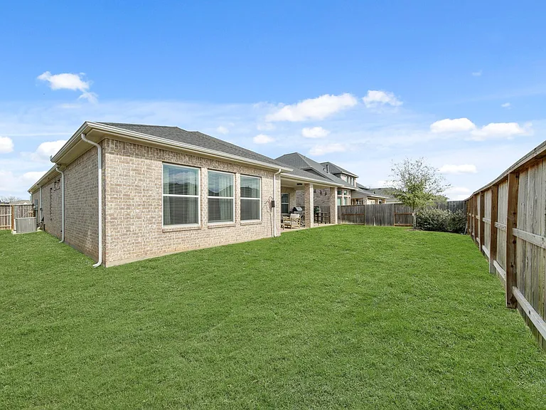 7319 Autumn Sage Dr — Photo 31