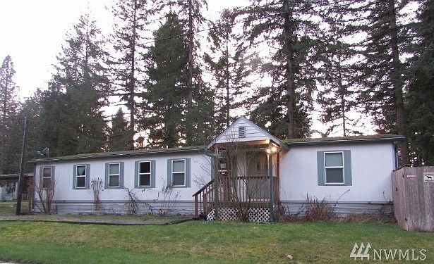 1st image of 16736 Wanda Ct SE