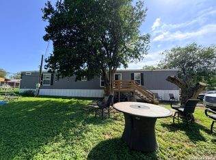 1510 Waltom Ave, Jourdanton, TX 78027