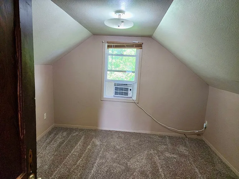 1515 S Norton Avenue (Alpha Team) — Photo 21