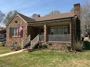 209 Ray St, Eden, NC 27288