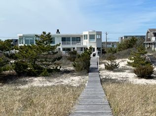 11 Dune Rd, Westhampton Beach, NY 11978