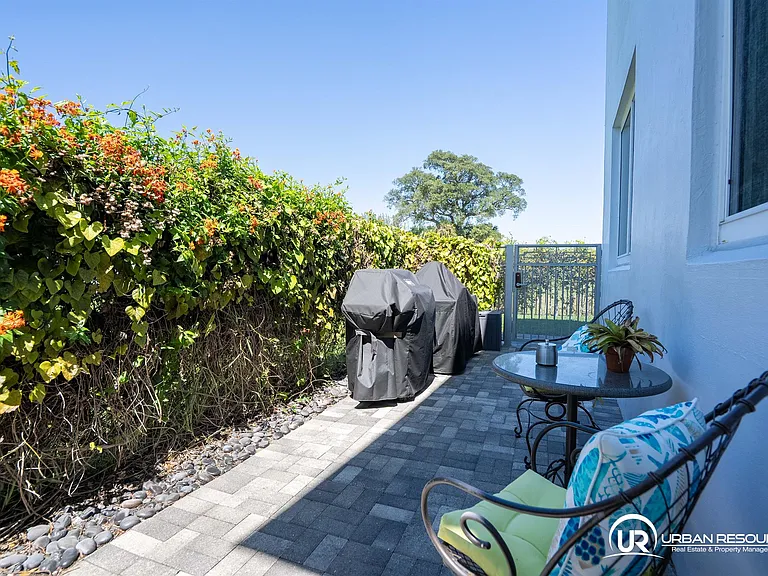 117 S Shore Dr #8 — Photo 7