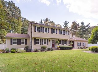 22 Forest St, Medfield, MA 02052