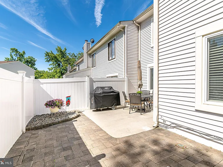 251 Fir Tree Ct — Photo 39