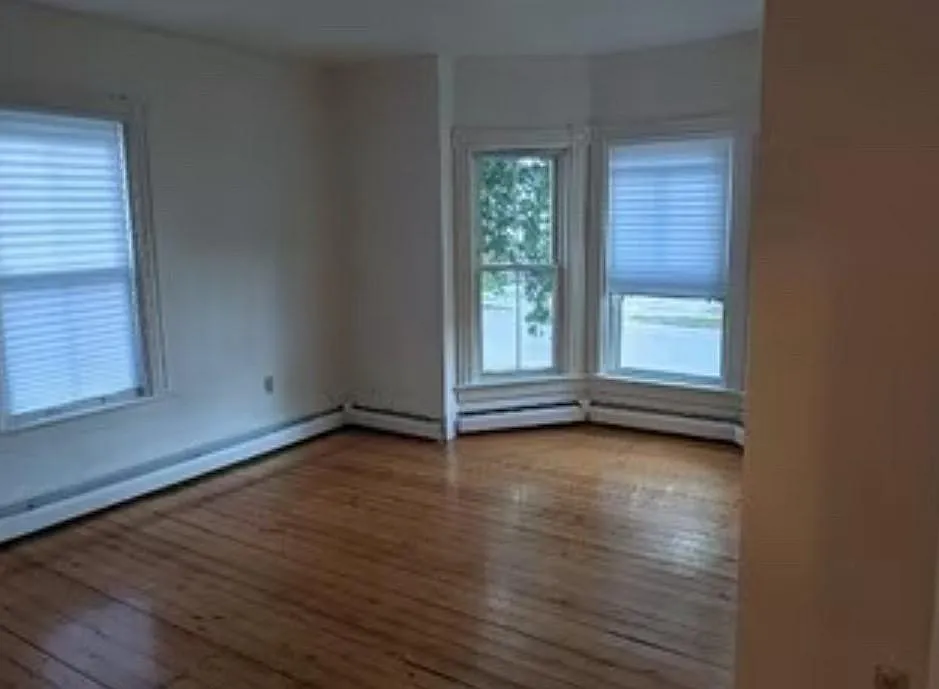 41 Elliot St — Photo 3