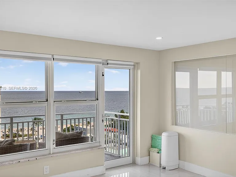 3000 E Sunrise Blvd #14C — Photo 14
