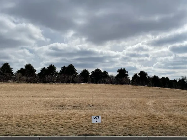 561 Hill Crest St, Edgerton, MN 56128