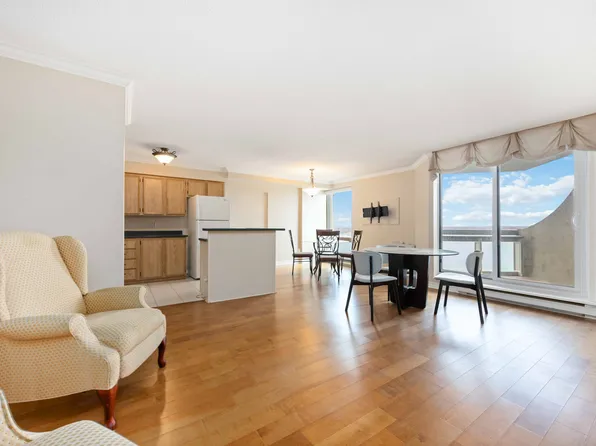 155 Front St N, Sarnia, ON