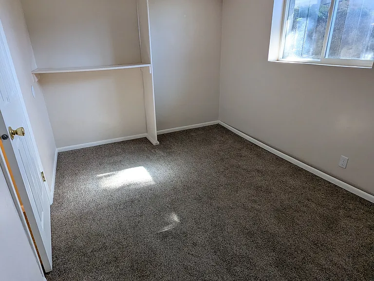 10730 S 455 E — Photo 14