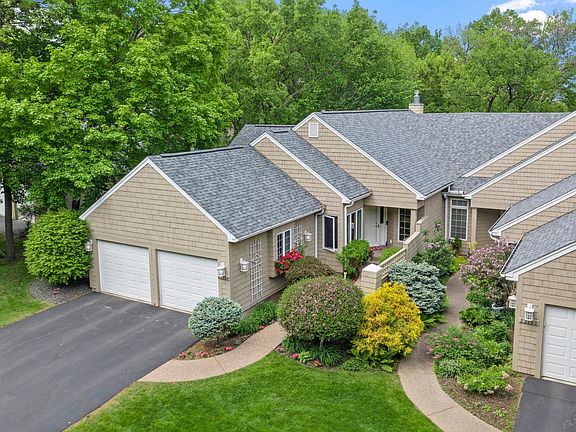 2nd image of 23760 Lawtonka Dr