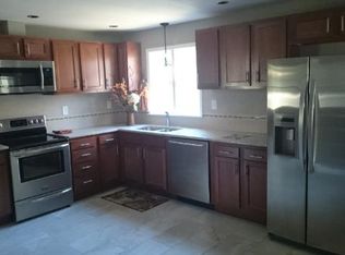 6488 Cedar St, North Branch, MN 55056