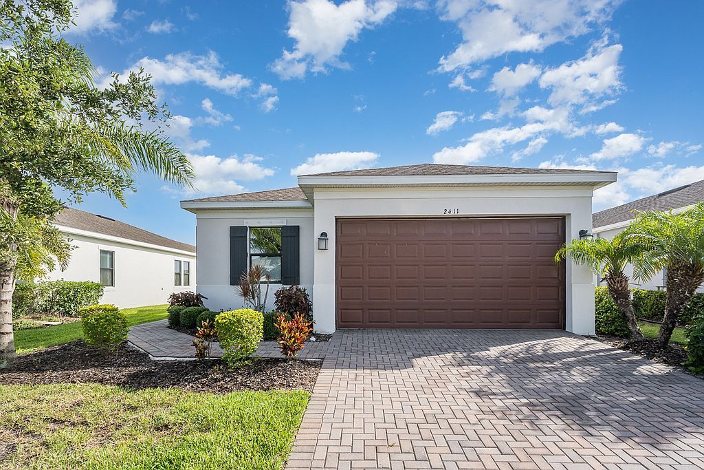 2411 Treasure Cay Ln - Property Image