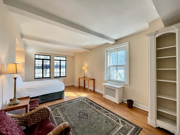 25 Tudor City Place image 1 of 8