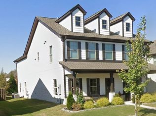 Silky Oak Cir SW, Huntsville, AL 35824