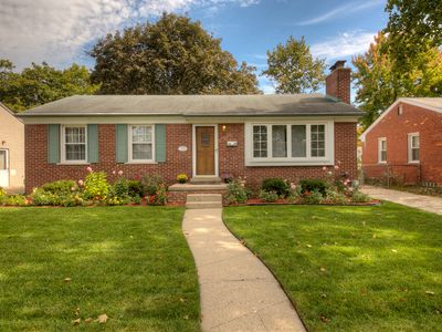 11022 Brookfield St, Livonia, MI, 48150