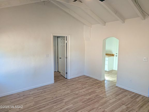 4th image of 2711 E Grant Rd