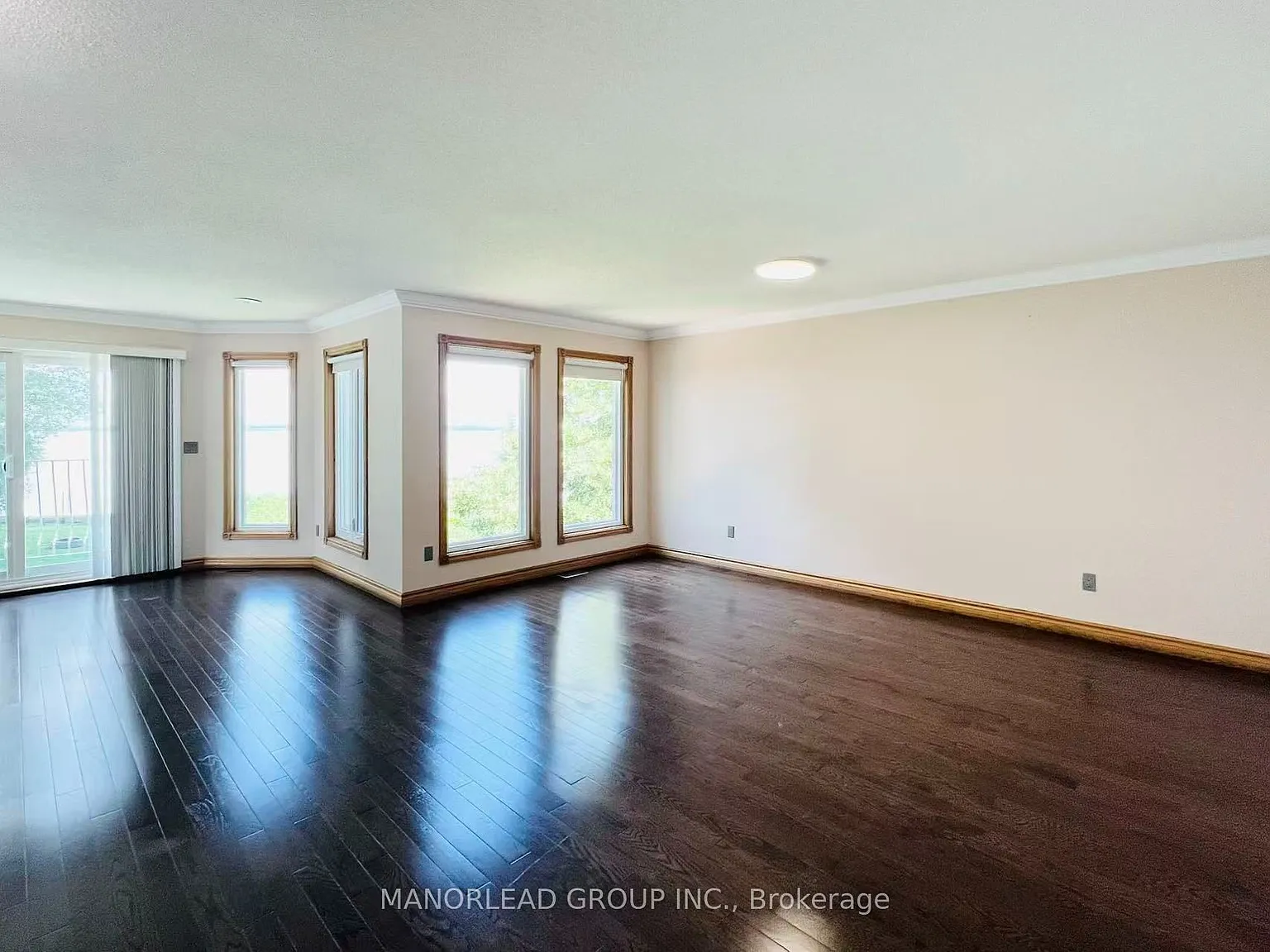 6 bed, $4,500 — Photo 4