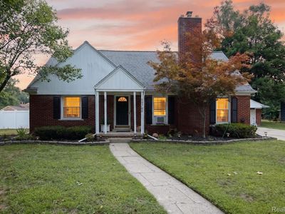 15766 Stamford St, Livonia, MI, 48154