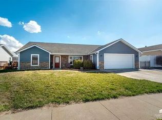 317 Northfield Rd, Manhattan, KS 66502