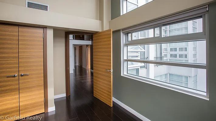 Sold by Garfield Realty  | media 7