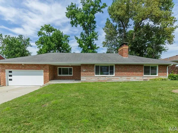 8021 Troost St, Saint Louis, MO 63123