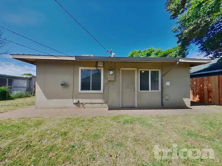 1475 Knights Row — Photo 15