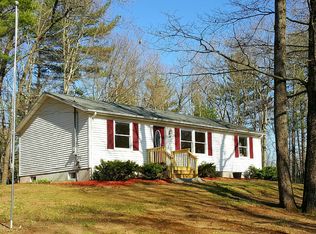 88 New Boston Rd, Kingston, NH 03848