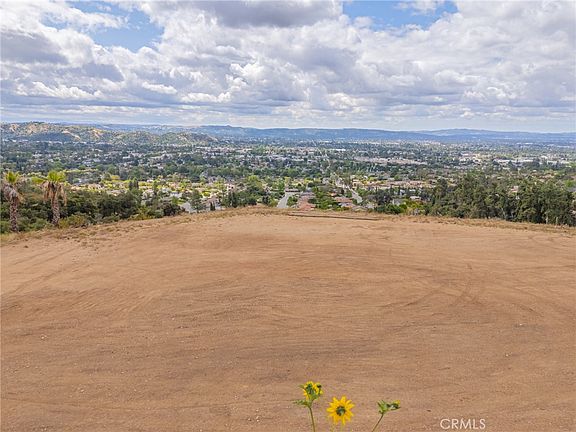 3rd image of 1000 N Grand Ave Lot 19