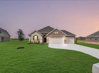 219 Dunovant Dr, Sealy, TX 77474