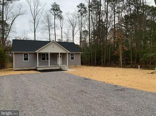 34 Wildwood Rd, Colonial Beach, VA 22443