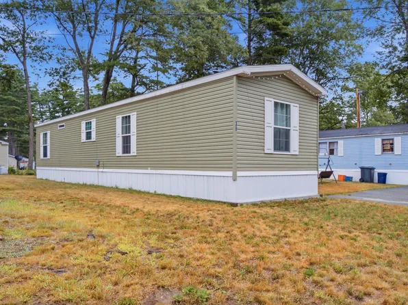 38 Primrose Lane, Brunswick, ME 04011