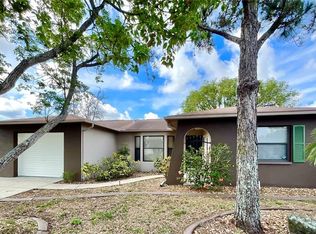 8220 Westfield Dr, Port Richey, FL 34668