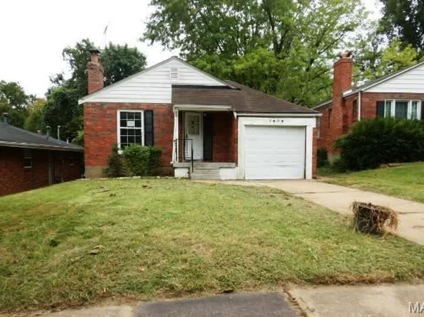 7404 Hillsdale Dr, Saint Louis, MO 63121
