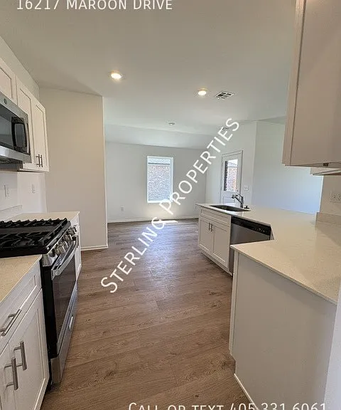 16217 Maroon Dr — Photo 10