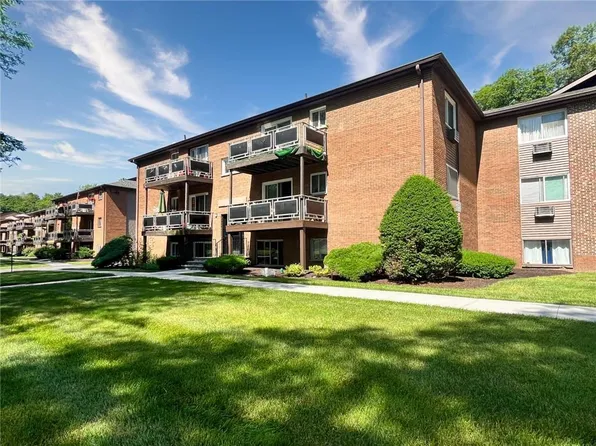 24 Tanager Road #2404, Monroe, NY 10950