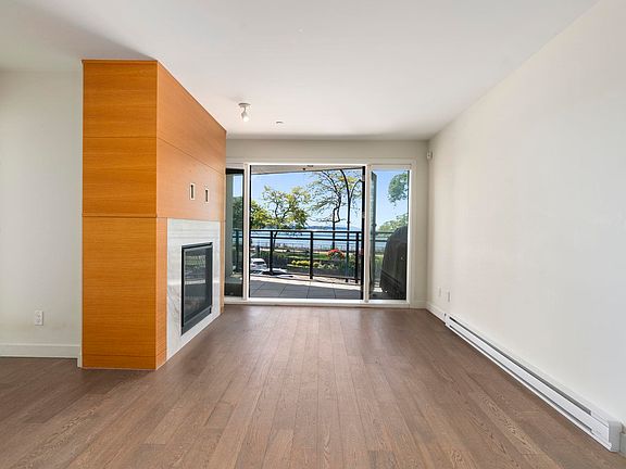 4th image of 1150 Oxford St #203